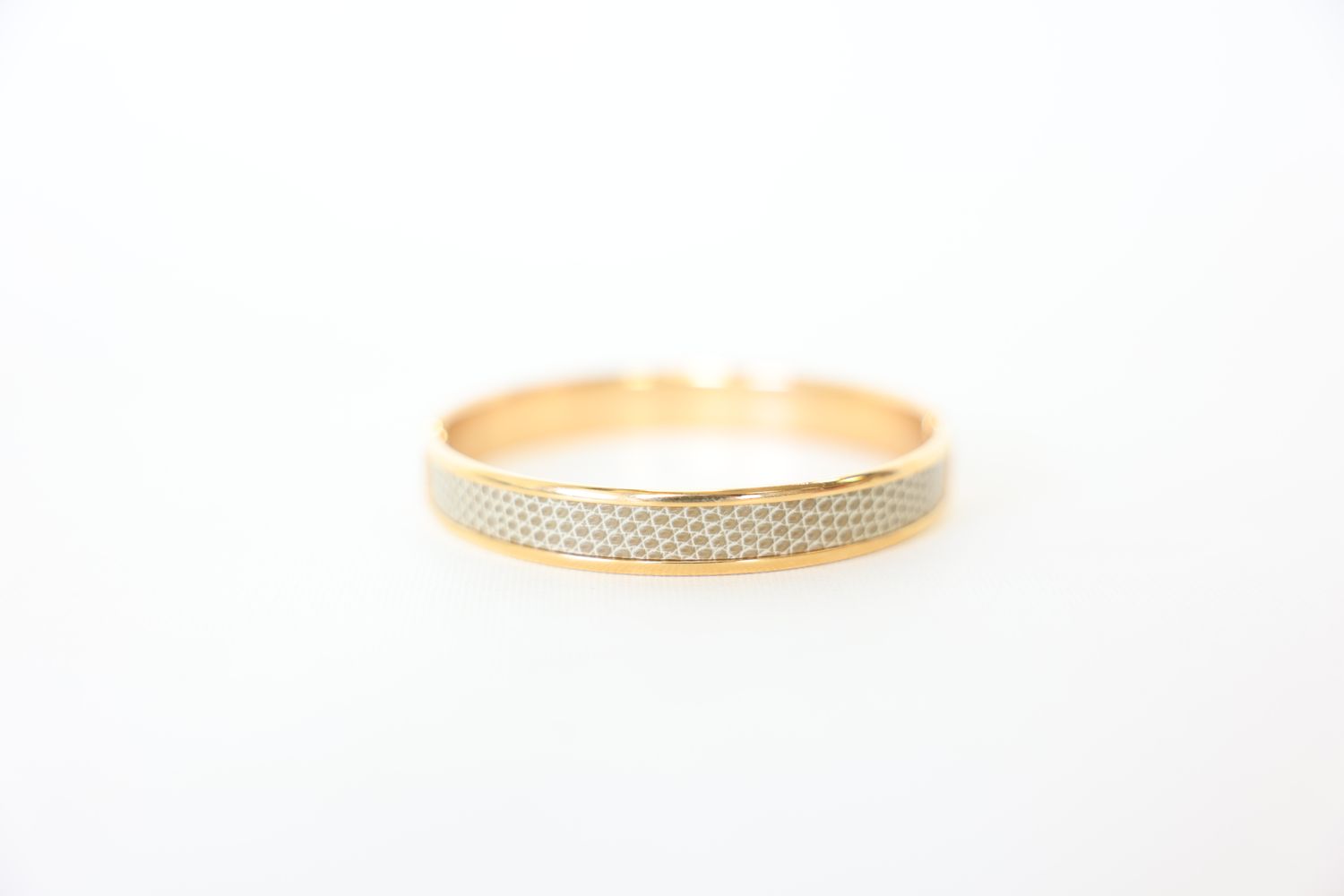 Hermes Olympe Bracelet, Beige With Gold, Preowned In Box WA001
