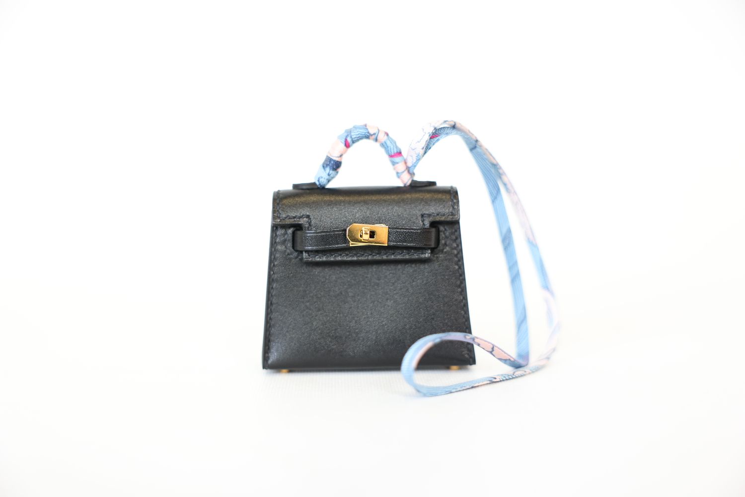 Hermes Kelly Charm, Black Tadelakt With Gold Hardware, Preowned In Box CMA001