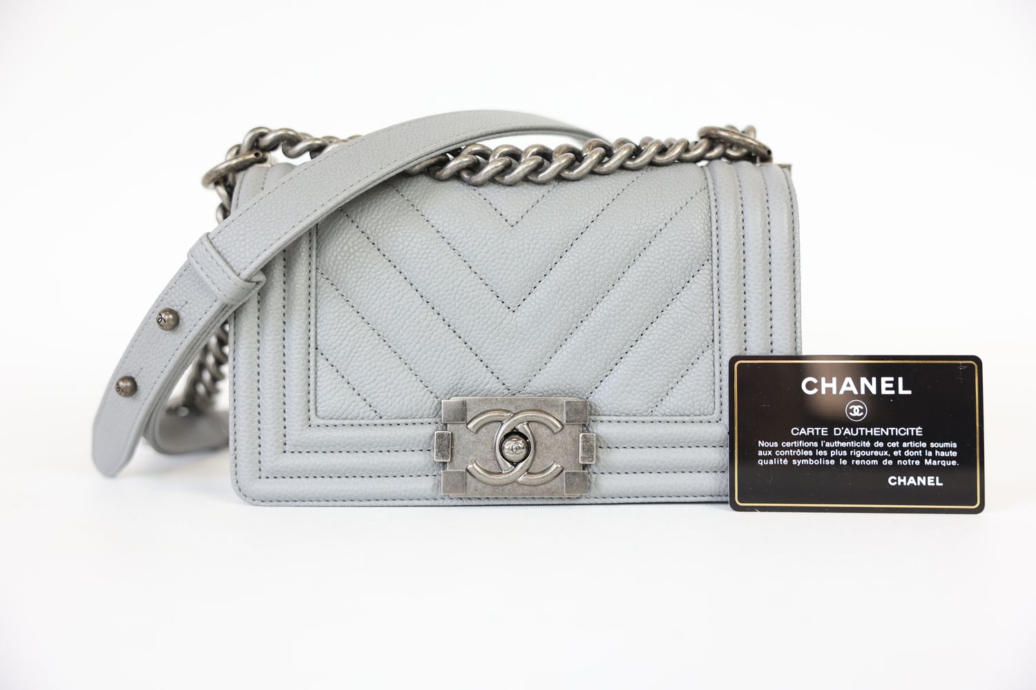 Chanel Boy Flap Small, Grey Caviar Chevron Leather With Ruthenium Hardware, Preowned In Dustbag WA001
