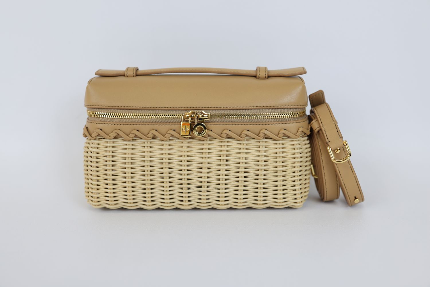 Loro Piana☆美品☆最終売り切りSale！ Loro Piana Extra Pocket L19 East-West Wicker, Light Bamboo