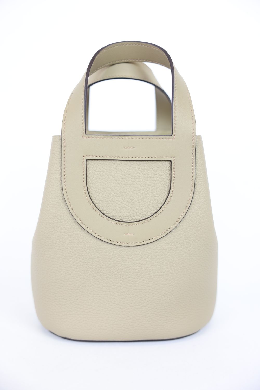 Hermes In-The-Loop Bag 18, Beige Marfa Clemence and Swift Leather with Gold Hardware, New in Box CMA001
