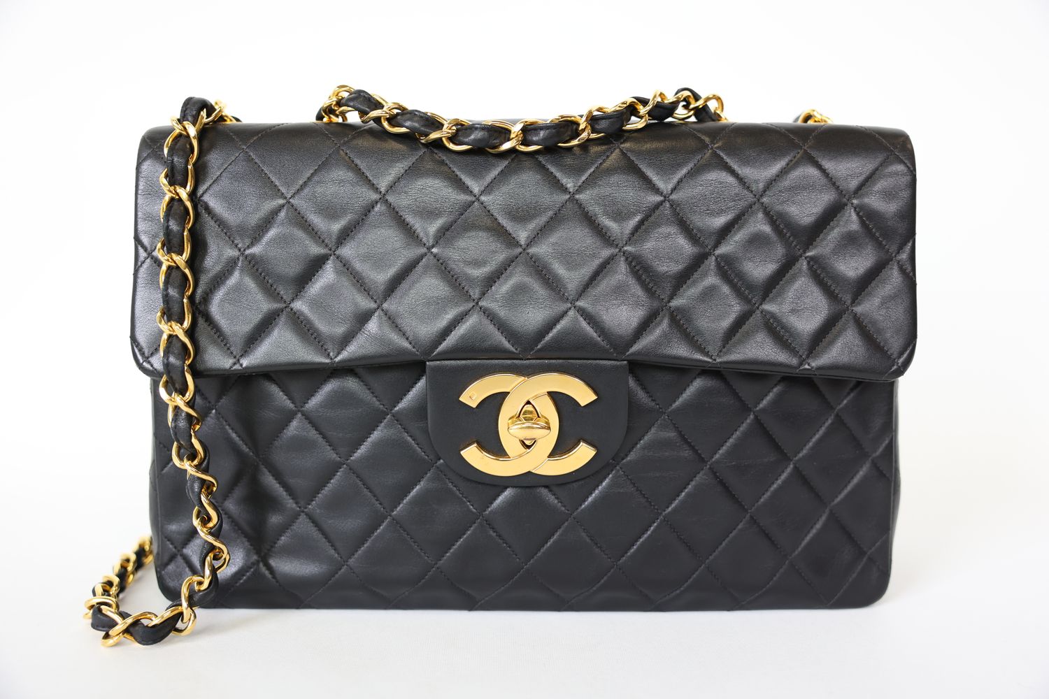 Chanel Vintage Classic Single Flap Jumbo, Black Lambskin Leather With Gold Hardware, Preowned No Dustbag WA001