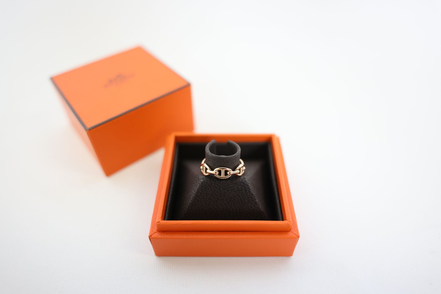 Hermes Chaine d Ancre Enchainee Ring Size 7.25 (55), 18k Rose Gold, Preowned in Box WA001