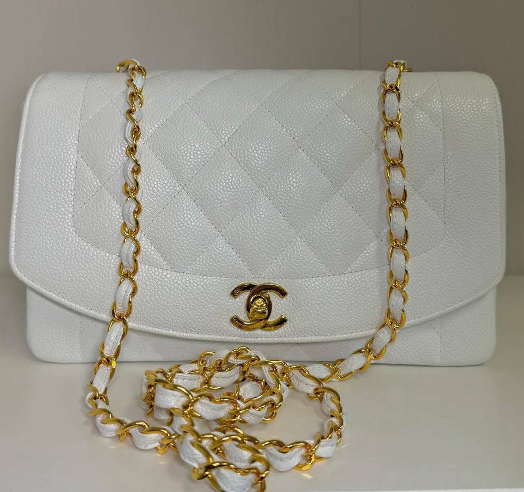 Preorder Chanel Diana Medium, White Caviar Leather, Gold Plated Hardware, Preowned In Dustbag