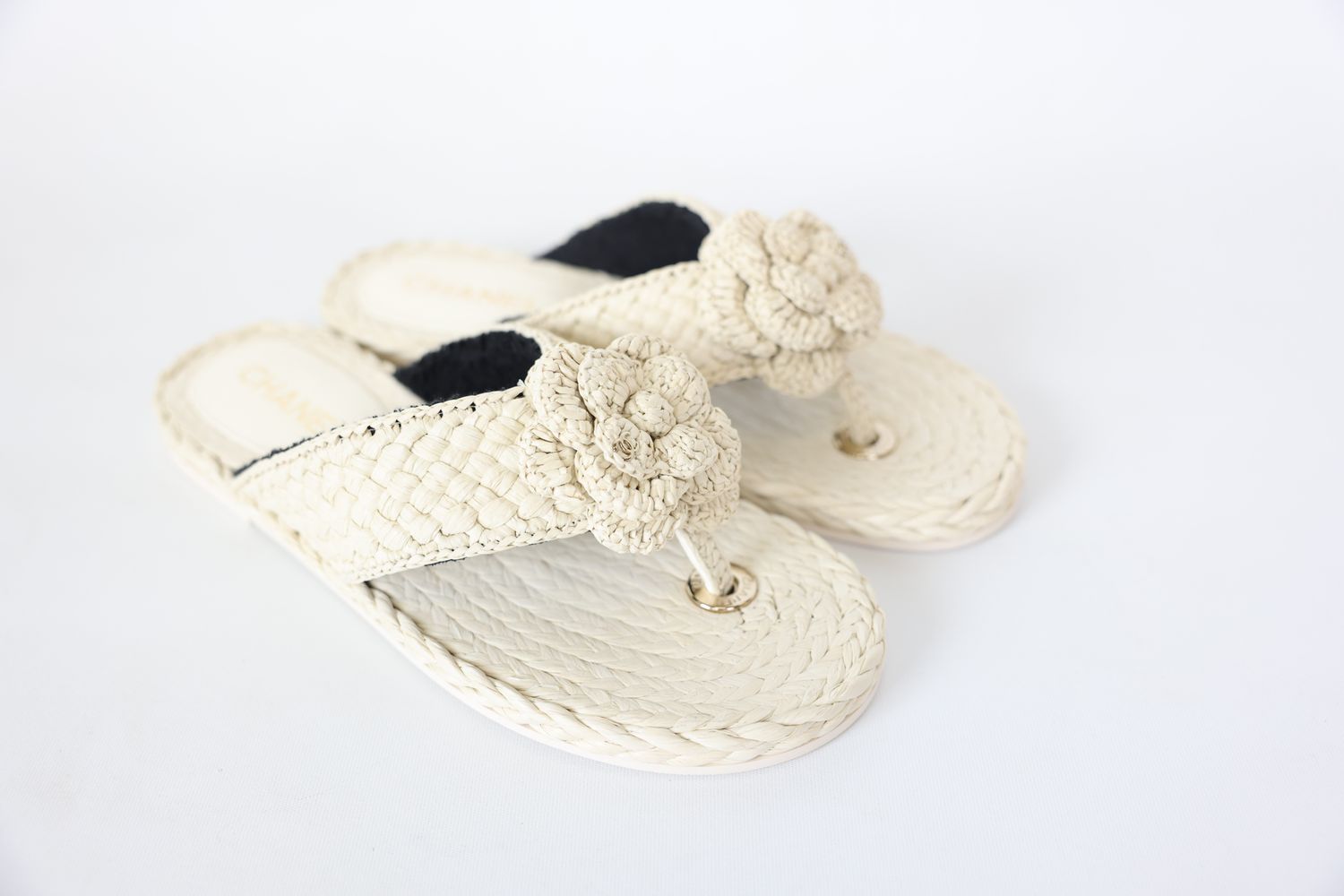 Chanel Shoes, Camelia Sandals Size 38.5, Ivory Raffia , New in Box WA001