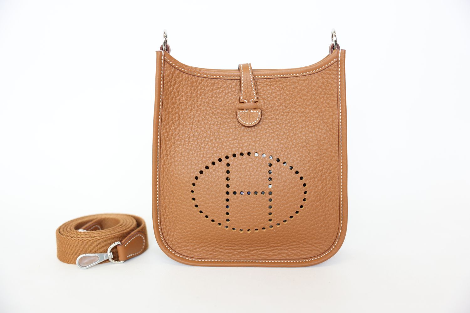 Hermes Evelyne Mini TPM 16, Gold Clemence with Palladium Hardware, W 2024, New in Box WA001