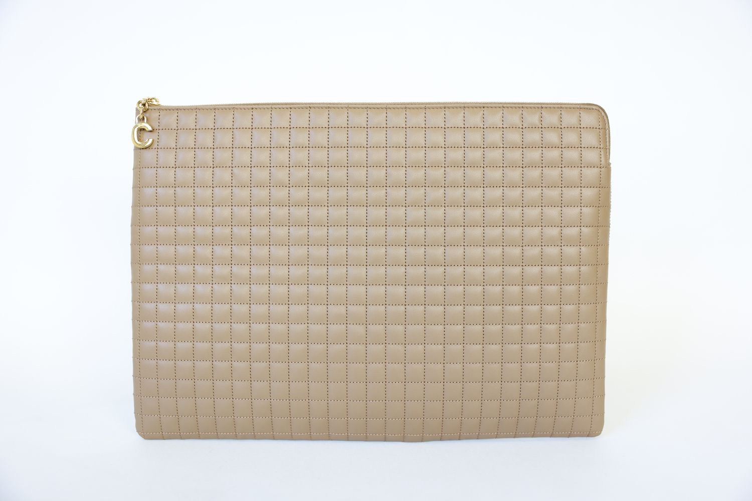 Celine C Charm Pouch Large, Light Camel Calfskin with Gold Hardware, Preowned in Box WA001