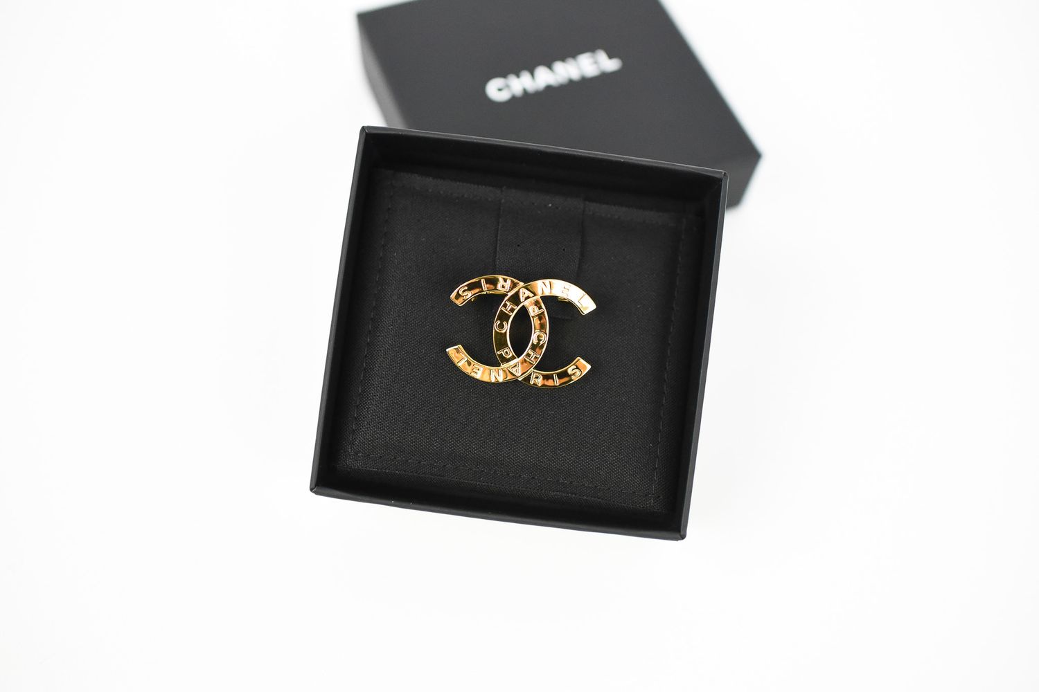 Chanel Brooch, Gold (No Stones), New in Box GA001