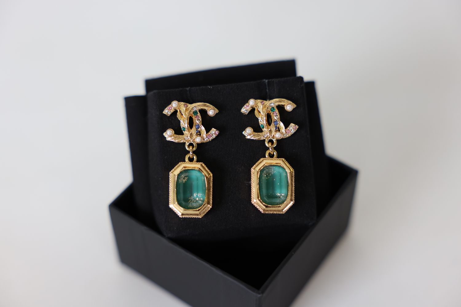 Chanel CC Drop Earrings with Post Back Closure, 22C White Faux Pearls and Multicolored Crystals with Golden Hardware, Preowned in Box WA001