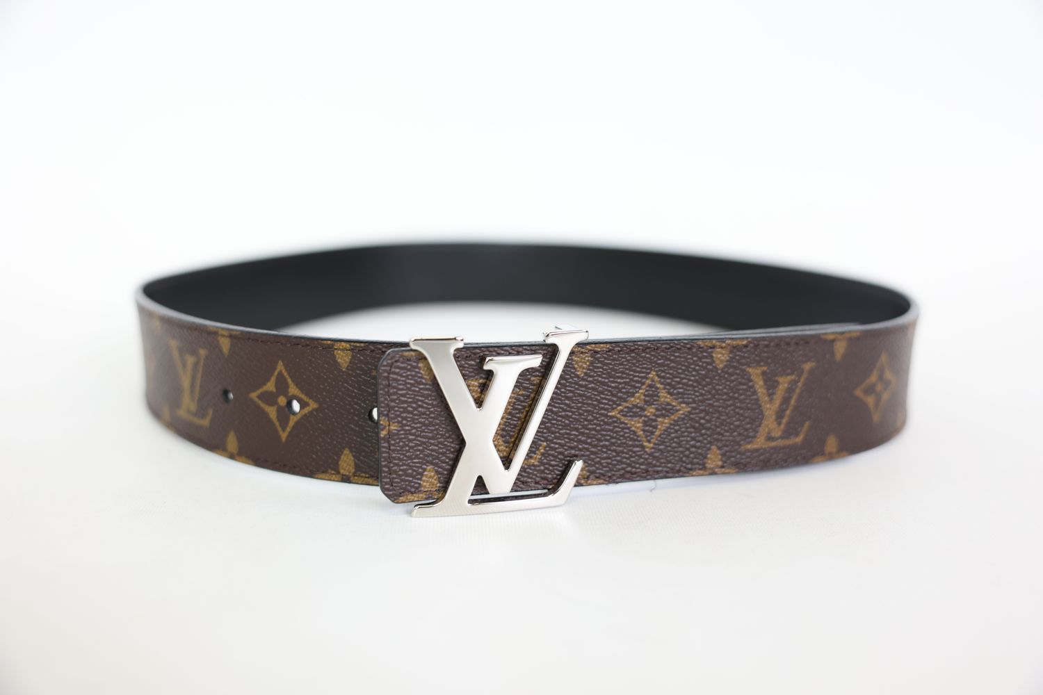 Louis Vuitton LV Initiales 40mm Reversible Belt Size 80cm, Brown Monogram Canvas and Black Calf Leather with Shiny Silvery LV Buckle, Preowned in Box WA001