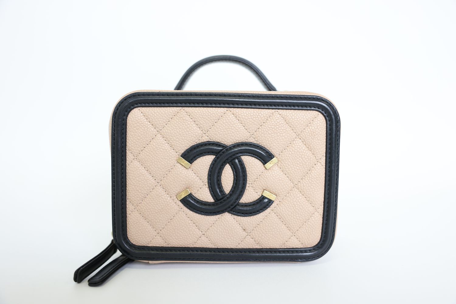 Chanel filigree vanity case small new arrivals