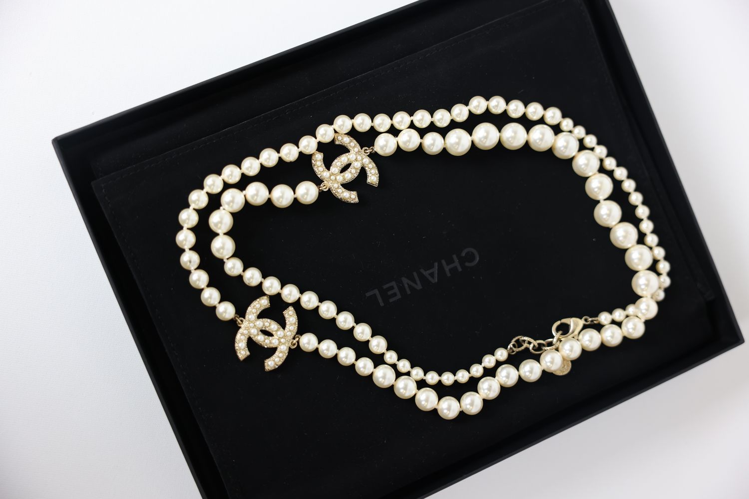 Chanel 100 anniversary pearl necklace discount