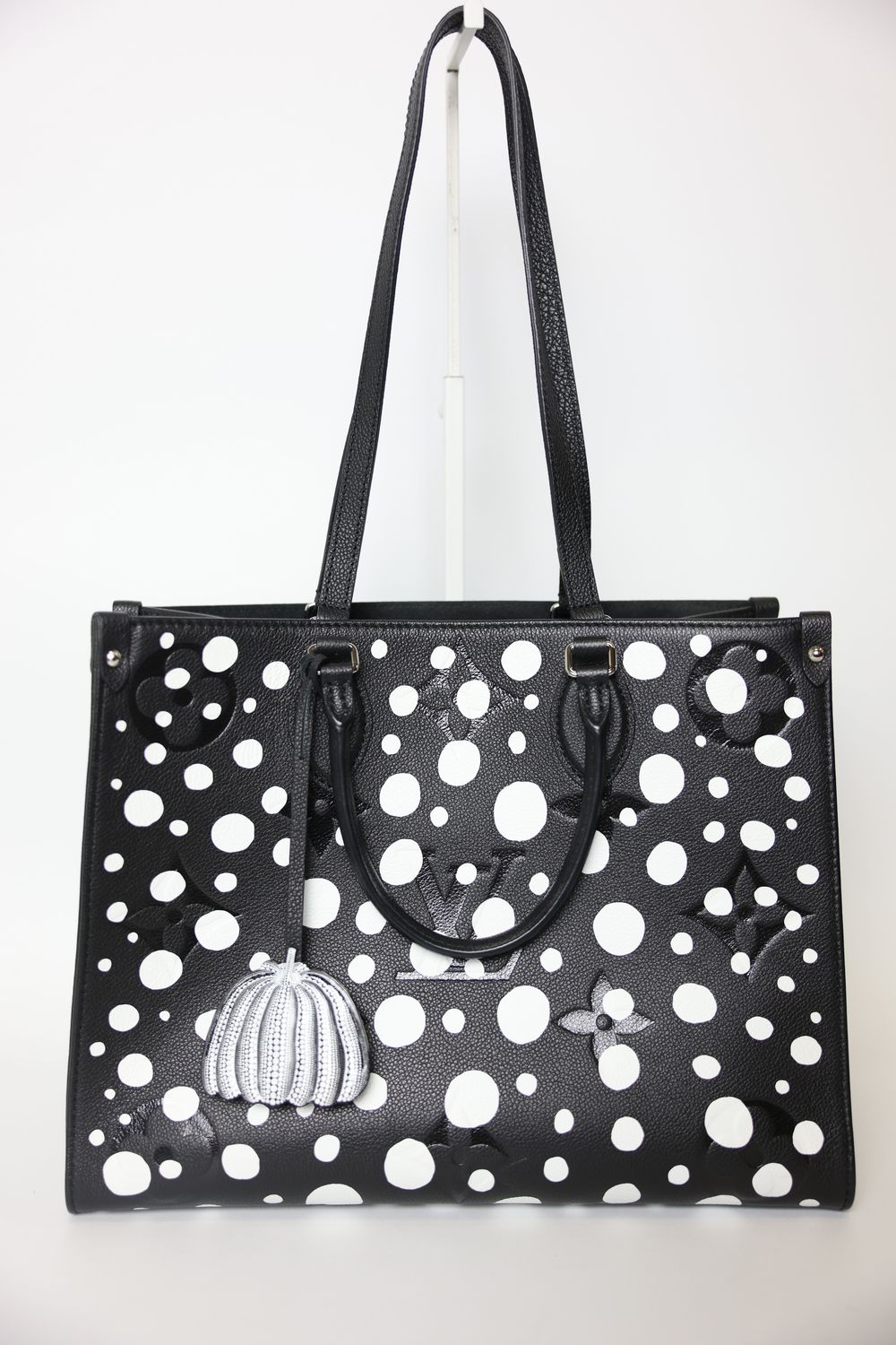 Louis Vuitton X Yayoi Kusama Polka Dot OnTheGo Tote Bag MM, Black and White Monogram Empreinte Leather with Silver Hardware, Preowned in Dustbag WA001