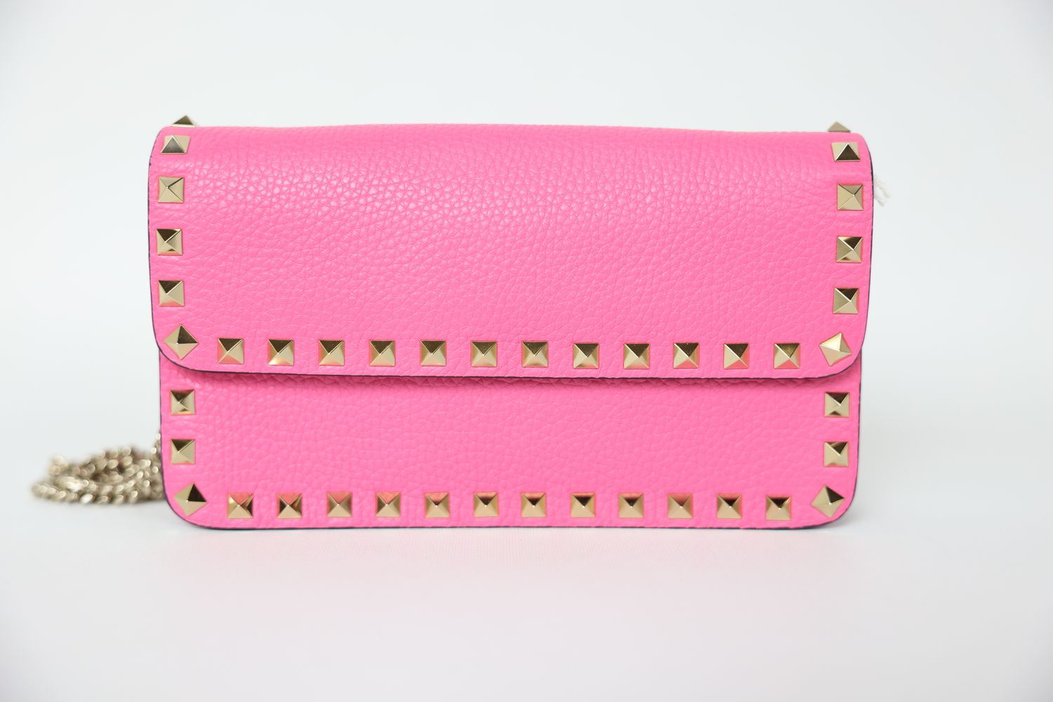 Valentino Garavani Rockstud Wallet with Chain, Fuchsia Pink Calfskin with Gold Hardware, New in Dustbag WA001