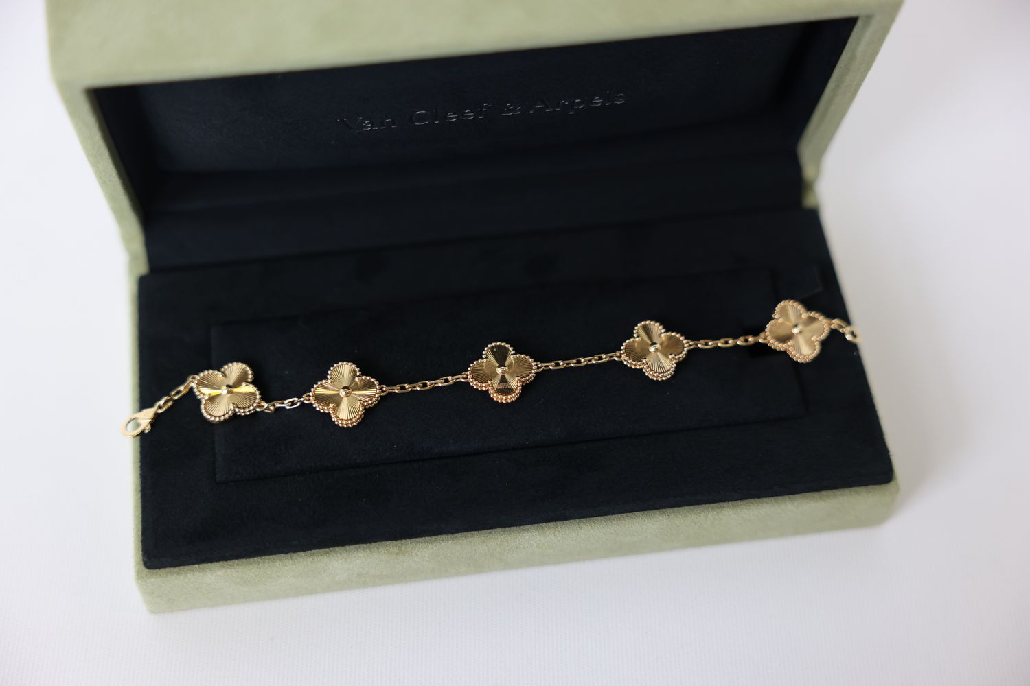Van Cleef and Arpels Vintage Alhambra Bracelet 5 Motifs, Guilloche 18K Yellow Gold,Preowned in Box WA001