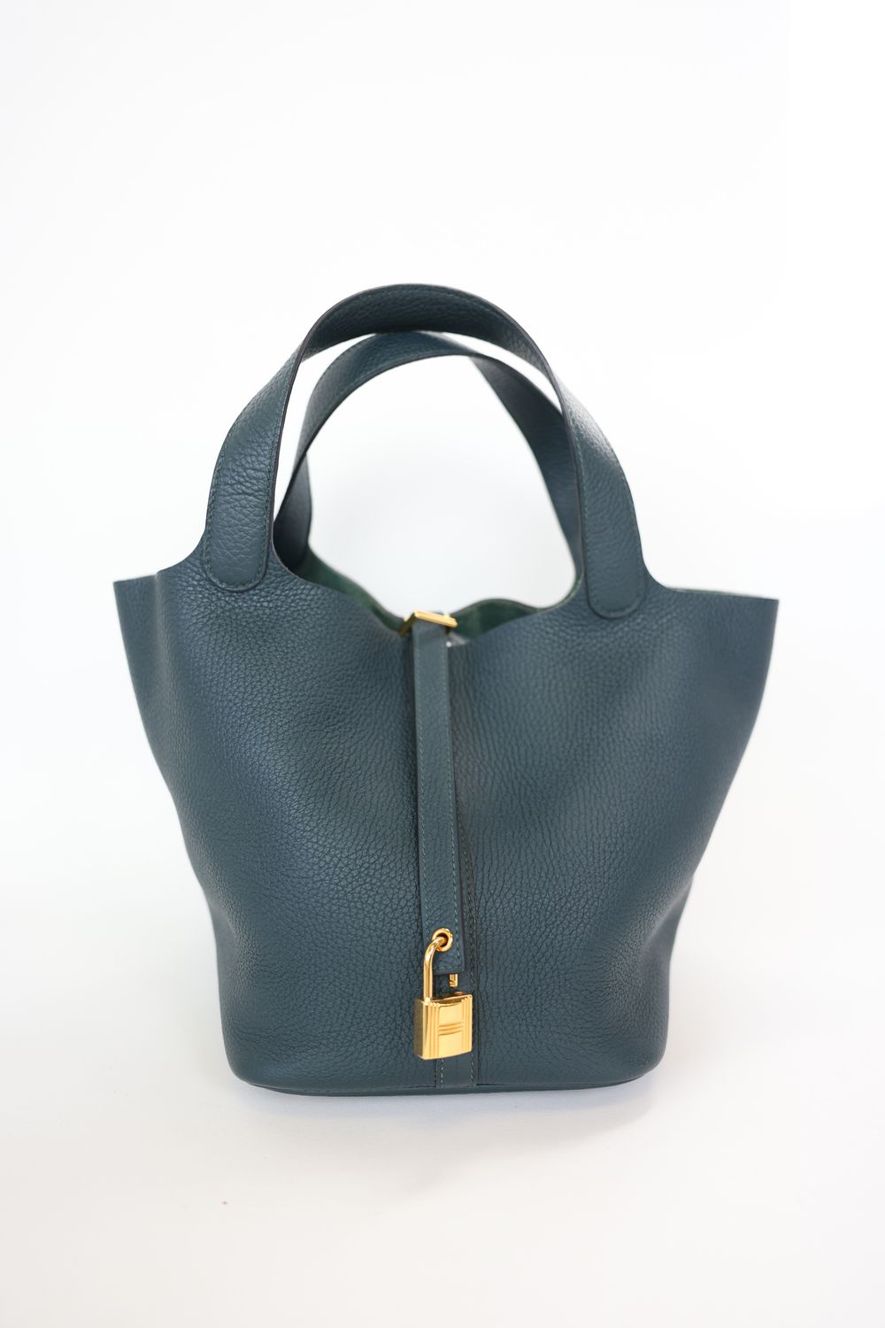 Hermes Picotin Lock 22, Green Vert Cypress Clemence with Gold Hardware, Z Stamp, Preowned in Box WA001