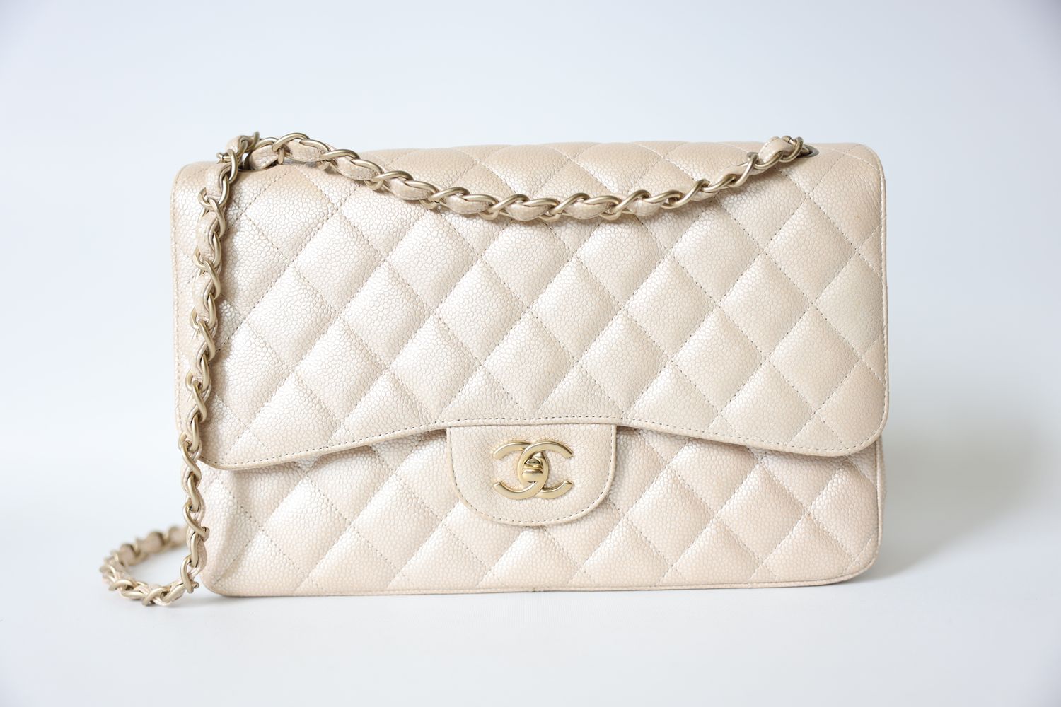 Chanel Classic Jumbo, Iridescent Beige Pink Caviar with Gold Hardware, Preowned in Box WA001