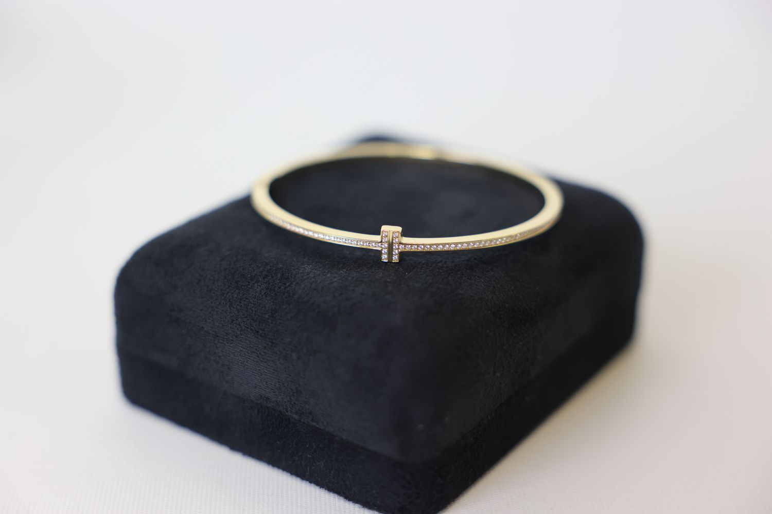 Tiffany T Diamond Hinged Wire Bangle Large, 18K Yellow Gold with Diamonds, Preowned in Box WA001
