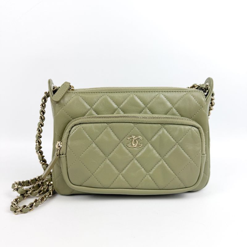 Chanel Seasonal Bag, 25C Army Green Lambskin Leather, Gold Hardware, New in Box MA001