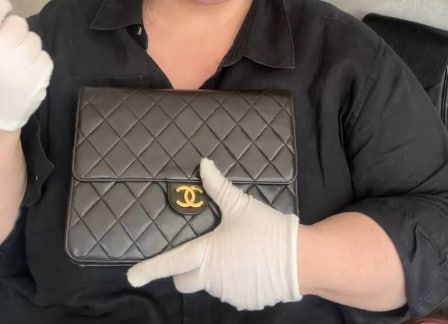 IGLIVE Chanel Vintage Full Flap, Snap CC, Black Lambskin Leather with Gold Hardware (With Card #3), Preowned 20250322 (Ships From Asia) SV01