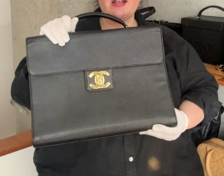 IGLIVE Chanel Vintage Briefcase, Black Caviar Leather with Gold Hardware (37cm x 28cm), Preowned 20250322 (Ships From Asia) SV01