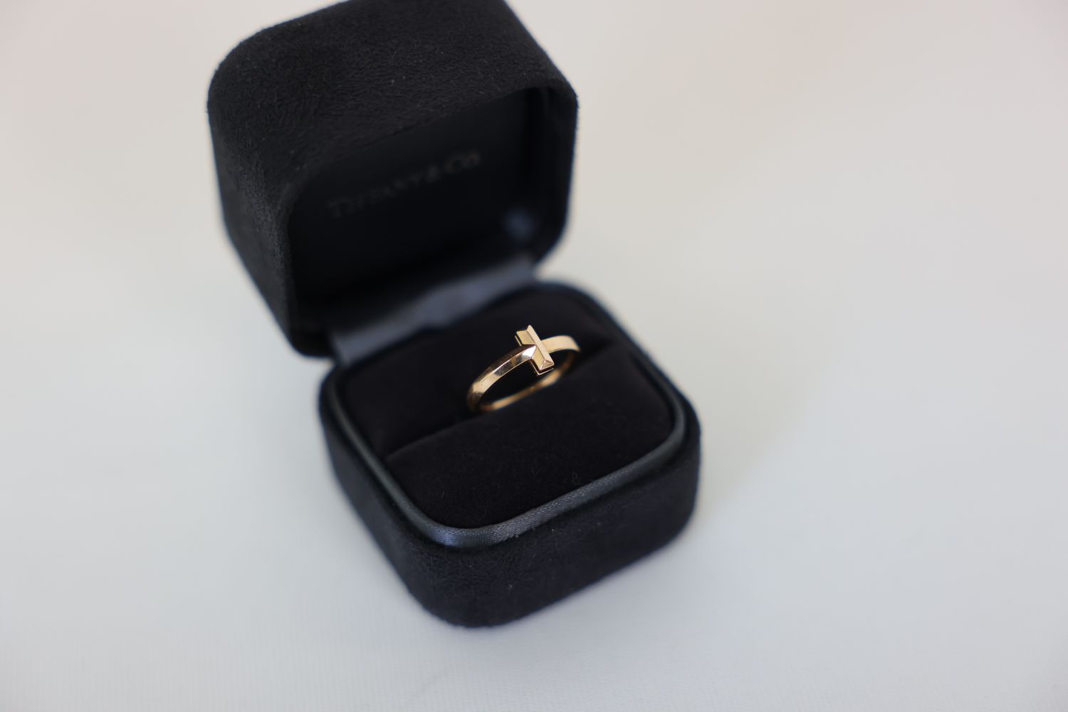 Tiffany T1 Ring Size 4, 18K Rose Gold, Preowned in Box WA001