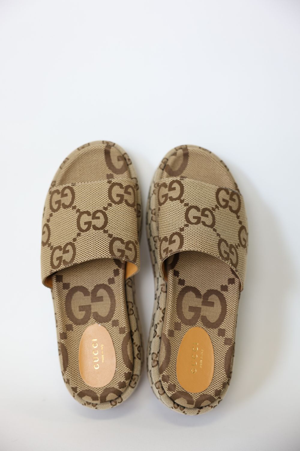 Gucci Platform Slide Sandals Size 42, Beige GG Canvas with Rubber Sole, New in Dustbag WA001