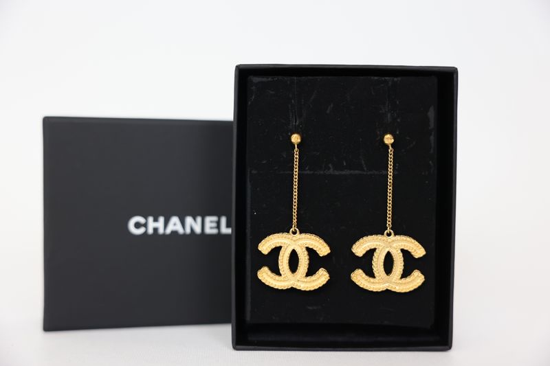 Chanel CC Drop Earrings, Matte Gold Hardware, Preowned in Box WA001
