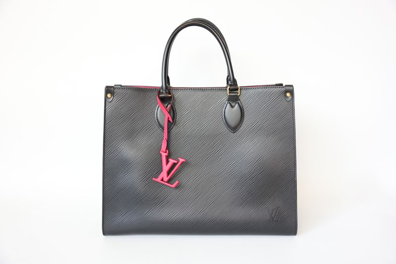Louis Vuitton OnTheGo MM, Black Epi and Bright Pink LV Charm with Gold Hardware, Preowned in Dustbag WA001