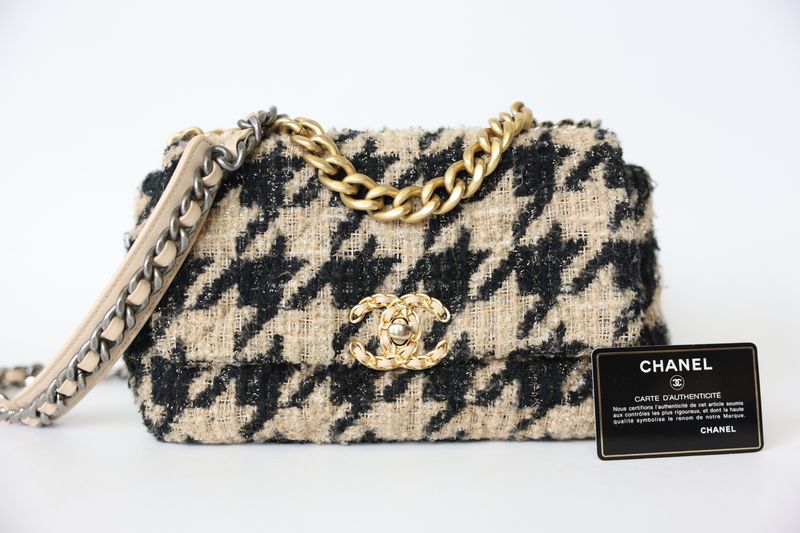 Chanel 19 Small, Beige and Black Houndstooth Tweed with Mixed Hardware, Preowned in Box WA001