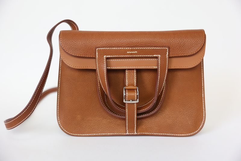 Hermes Halzan 25, Barenia Faubourg Calfskin with Palladium Hardware, U 2022, Preowned in Box WA001