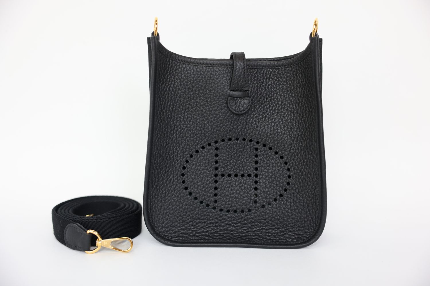 Hermes Evelyne 16 TPM, Noir Black Taurillon Clemence with Gold Hardware, K 2025 Stamp, New in Box WA001
