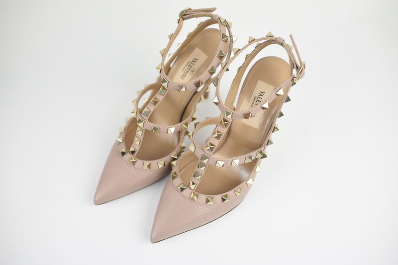 Valentino Shoes Black Classic Rockstud, Black Leather Strappy Point-toe Heel Pumps, Size 36.5, New in Box GA001