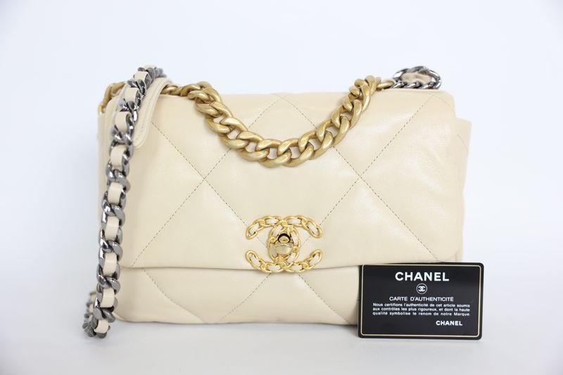 Chanel 19 Flap Medium, Light Beige Lambskin Leather with Mixed Hardware, Preowned in Box WA001