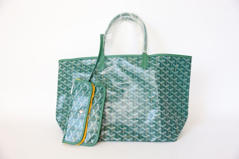 Goyard Saint Louis Tote PM, Green Goyardine Canvas, New in Dustbag WA001