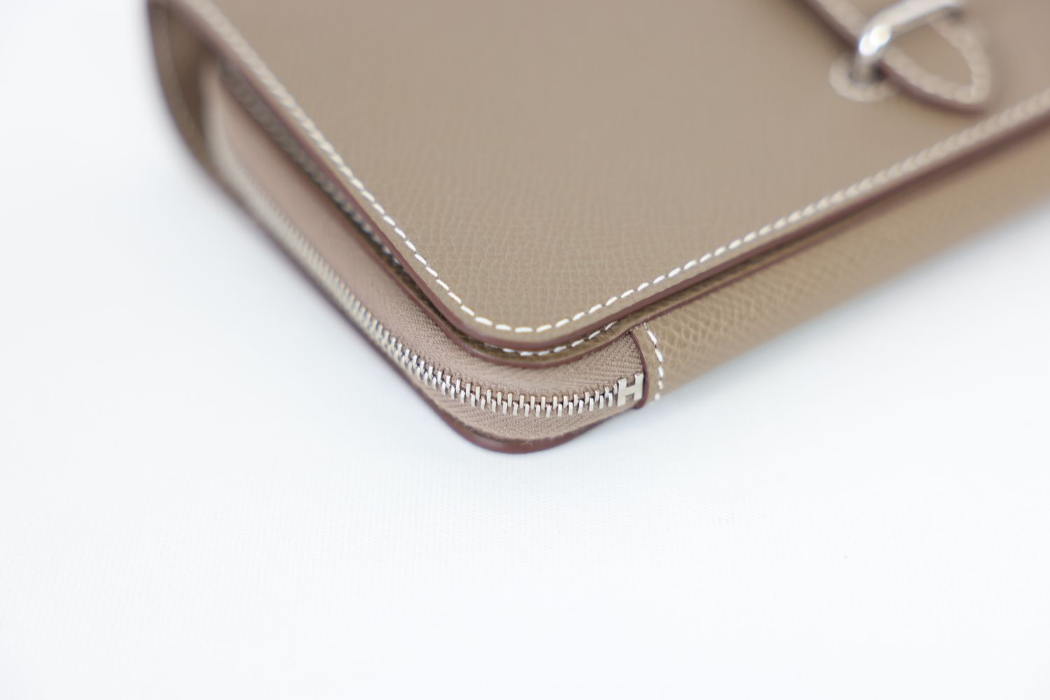 Hermes 1957 To Go Wallet, Etoupe Epsom Leather with
