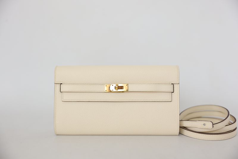 Hermes Kelly Classique To Go wallet, Nata Epsom Leather with Gold Hardware, B 2023 Stamp, Preowned in Box WA001