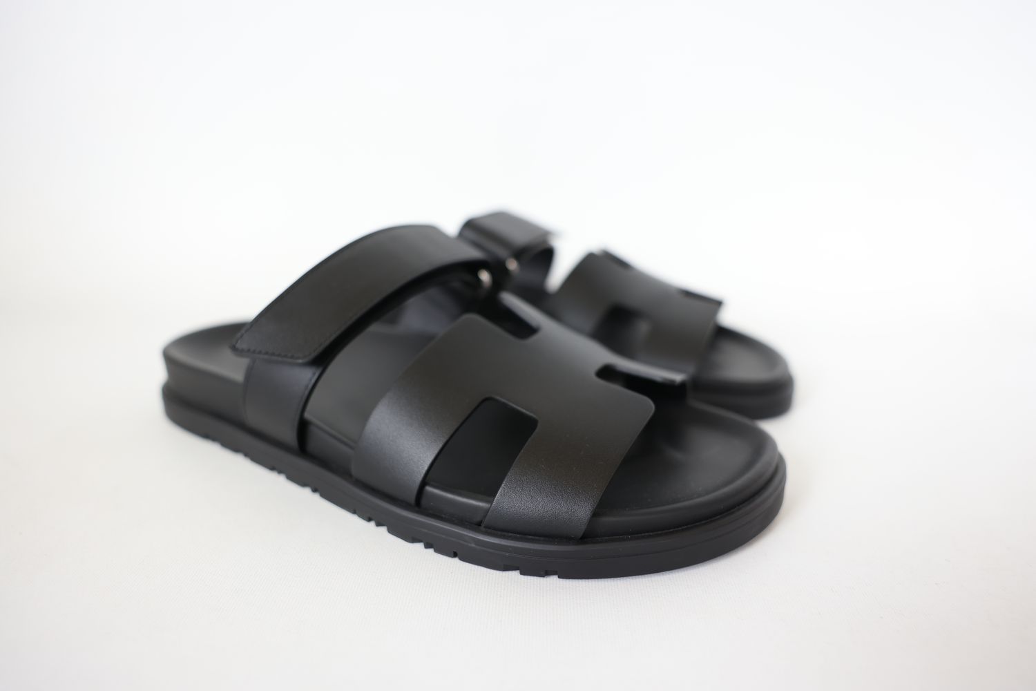 Hermes Chypre Sandals, Black Calfskin, Size 39, New in Box WA001