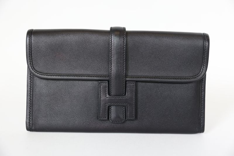 Hermes Jige Duo Clutch, Black Swift Leather with Palladium Hardware, P in Square 2012 Stamp, Preowned in Dustbag WA001