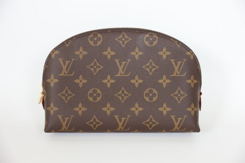 Louis Vuitton Cosmetic Pouch MM, Monogram Canvas and Gold Hardware, New in Box WA001