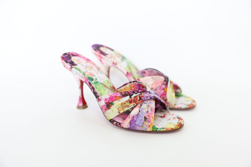 Christian Louboutin Nicole Is Back Mules, Multicolor Floral Silk, Size 36, New in Box WA001