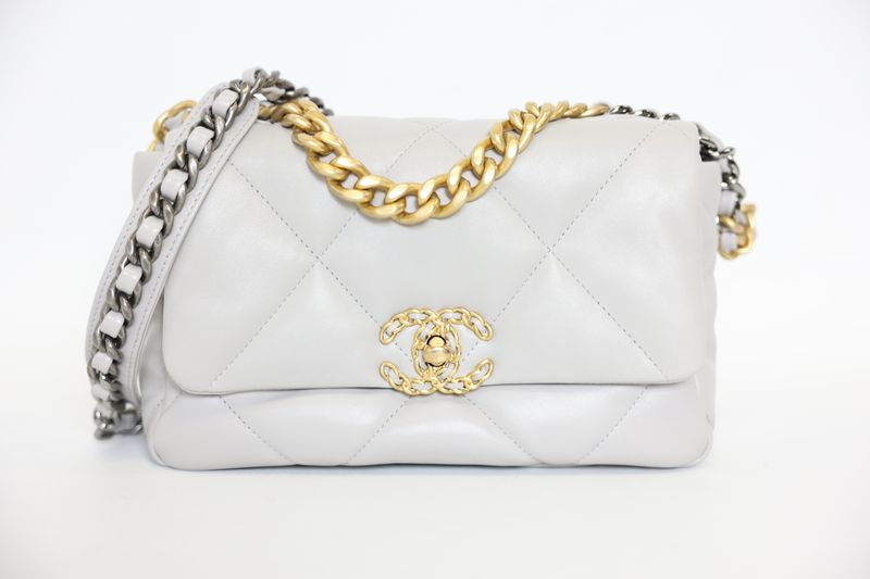 Chanel 19 Medium, Gray Lambskin and Mixed Hardware, Preowned in Box WA001