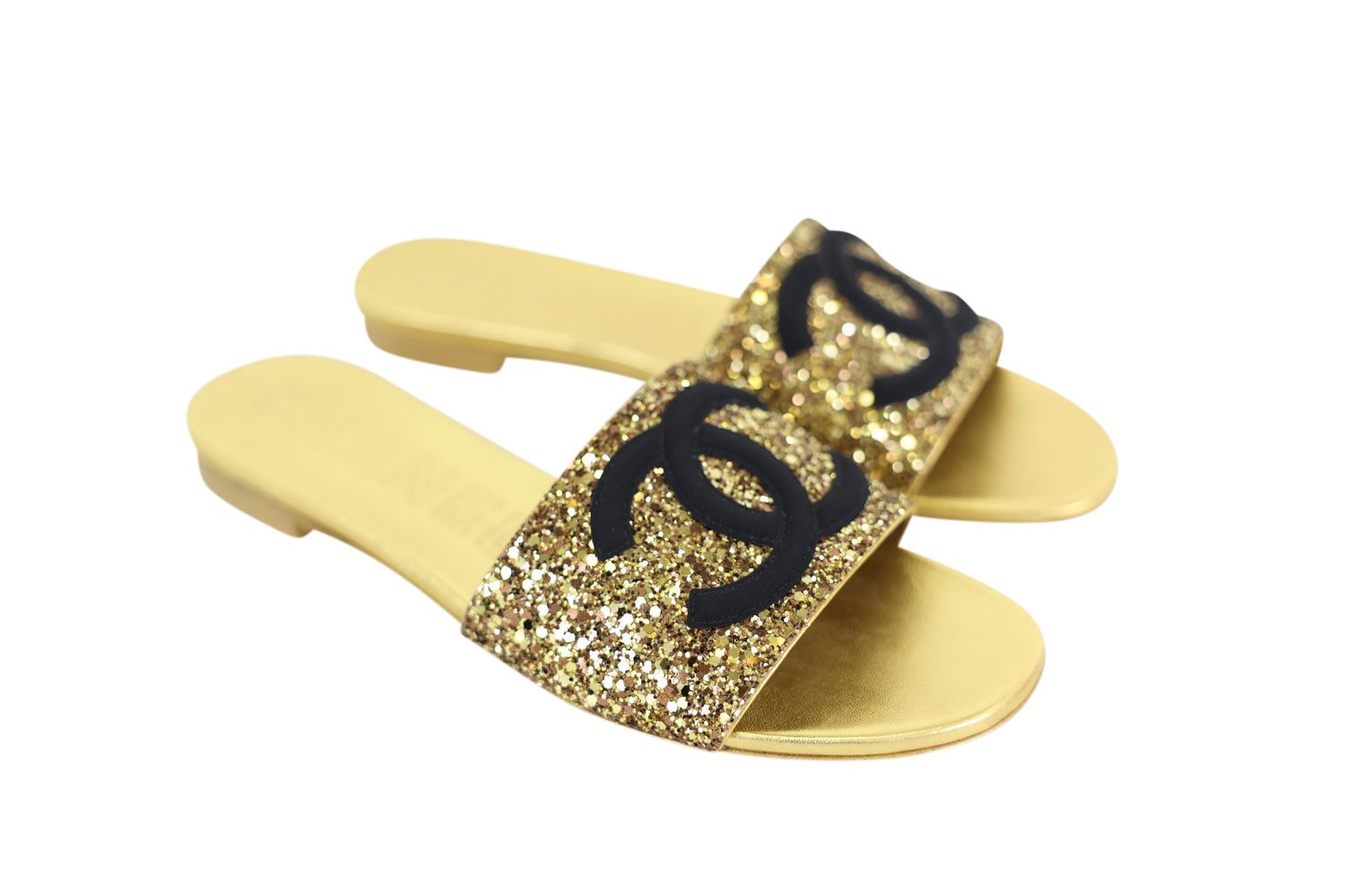 Chanel Shoes Slide Sandals Flat, Gold Glitter with Black CC, Size 38.5, New in Box WA001