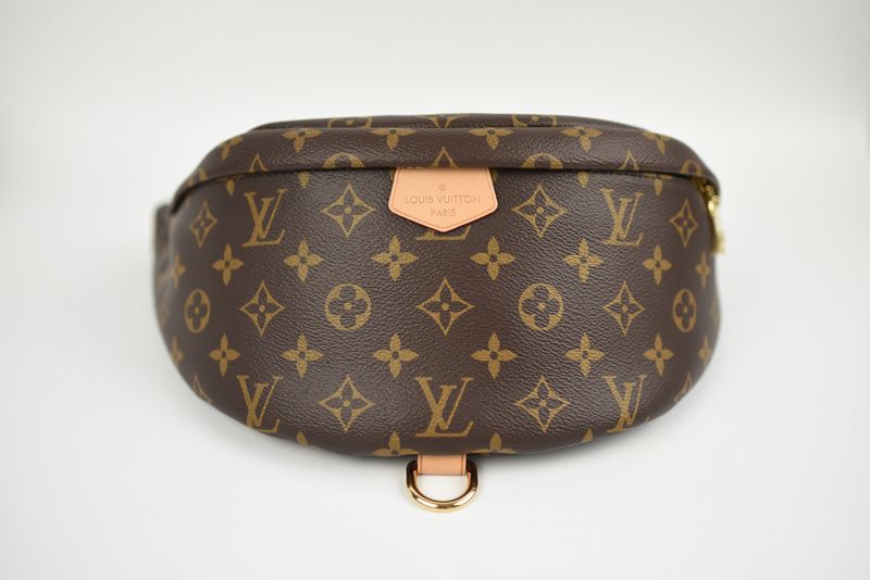 Louis Vuitton Bumbag, Monogram, Preowned in Dustbag GA001