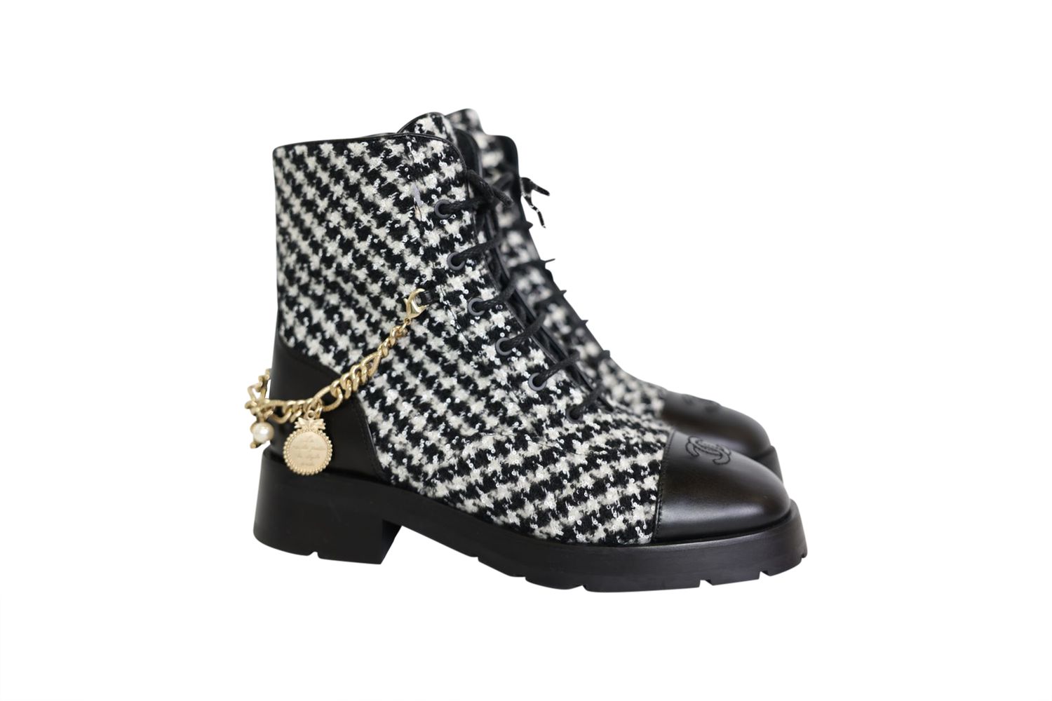 Chanel Ankle Boots, Black and White Houndstooth Tweed with Calfskin and Gold Hardware, Size 40.5, Preowned in Box WA001