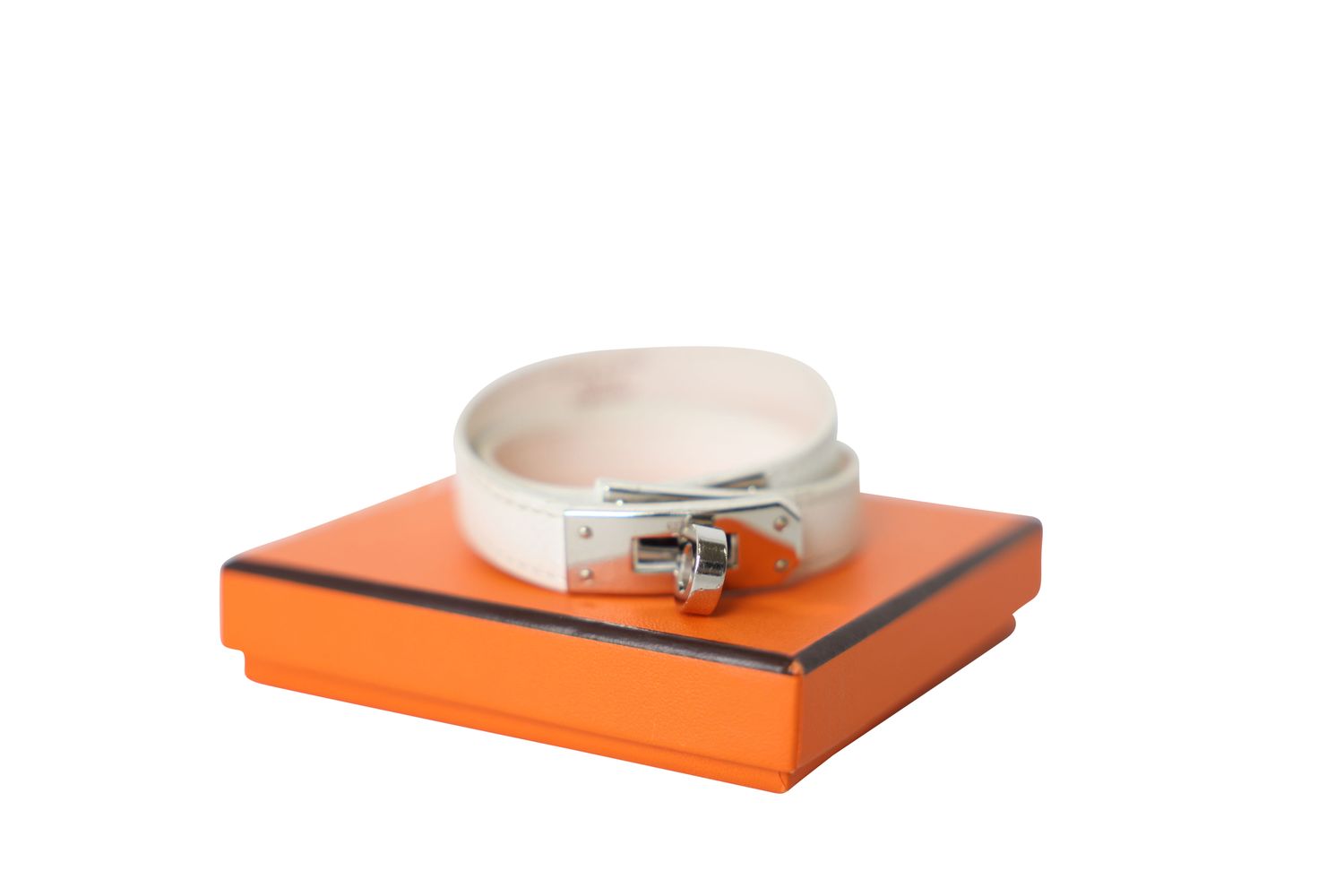 Hermes Kelly Double Tour Wrap Bracelet, White Leather with Palladium Hardware, Preowned in Box WA001