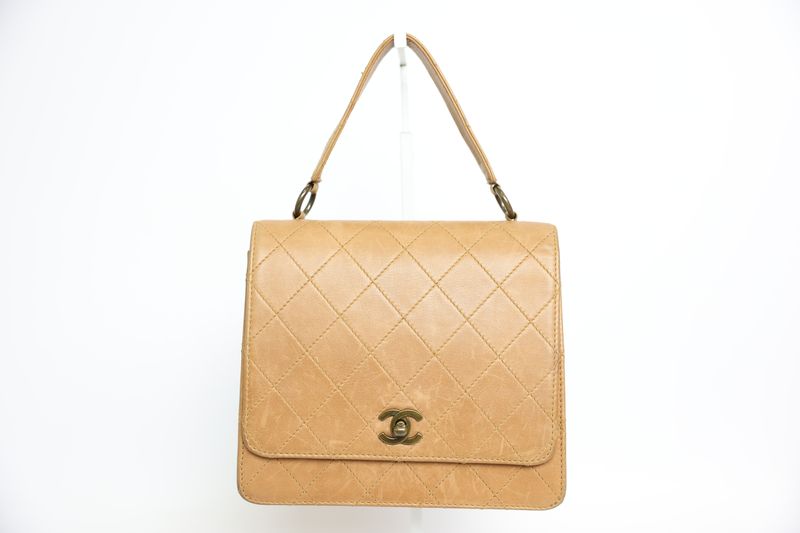 Chanel CC Flap Shoulder Bag, Light Brown Quilted Leather and Antiqued Hardware, Preowned in Dustbag WA001
