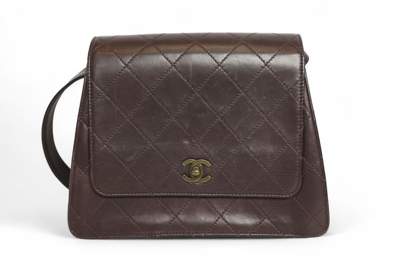 Chanel CC Shoulder Bag, Brown Quilted Leather and Ruthenium Hardware, Preowned in Dustbag WA001