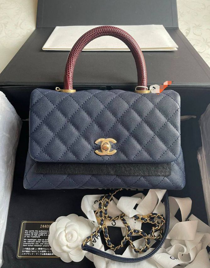 Preorder Chanel Coco Handle, Small, Caviar Leather, Gold Hardware, Preowned in Box CC001