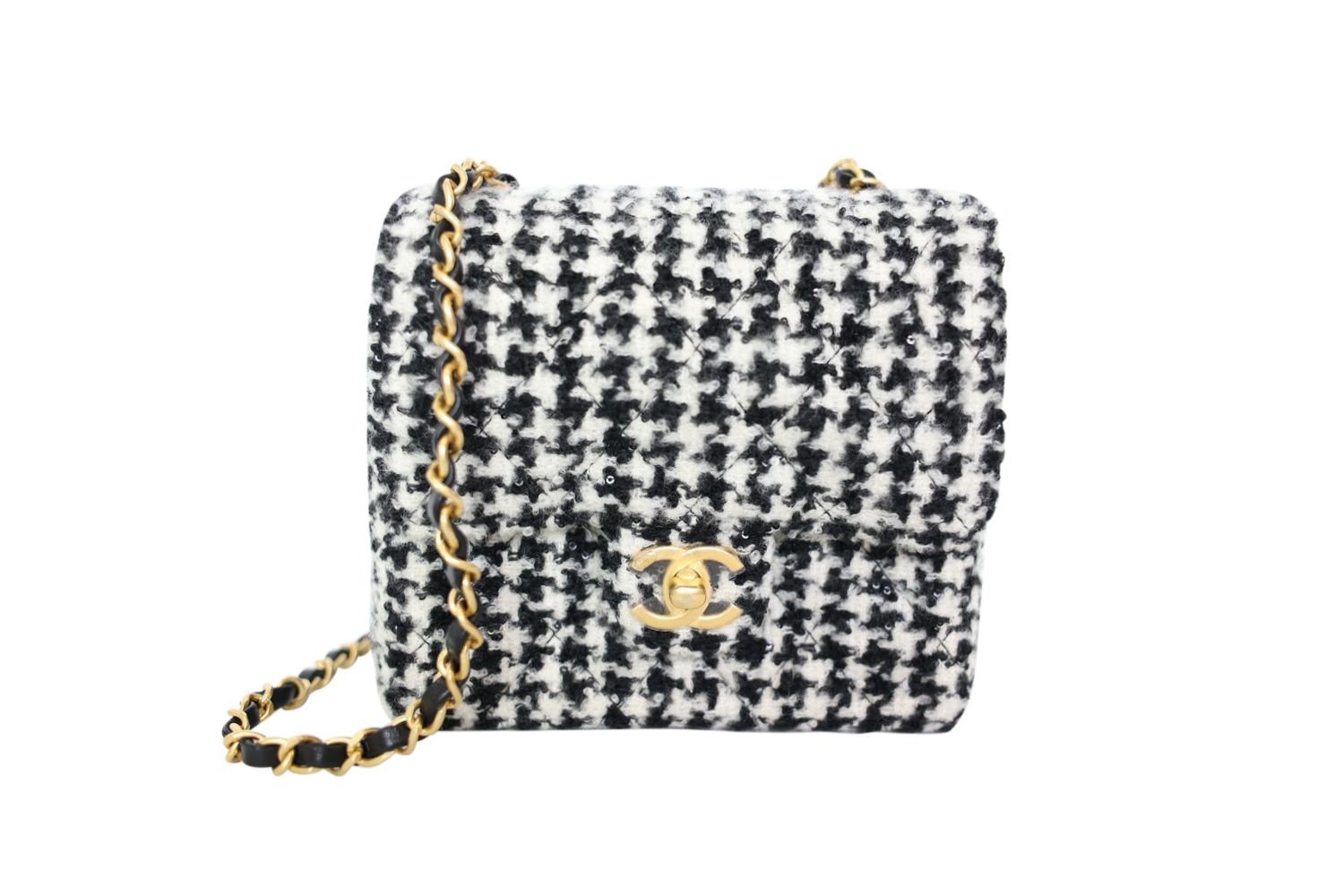 Chanel Flap Mini, Tweed Houndstooth Black And White With Gold Hardware, New In Box WA001